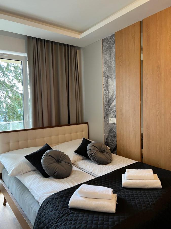 Family & Business Elegant Apartments Ul Lotnicza Centrum Galeria Korona - 1 Bedroom, Terrace, Air Conditioning, Garage - New! كيلتشي المظهر الخارجي الصورة