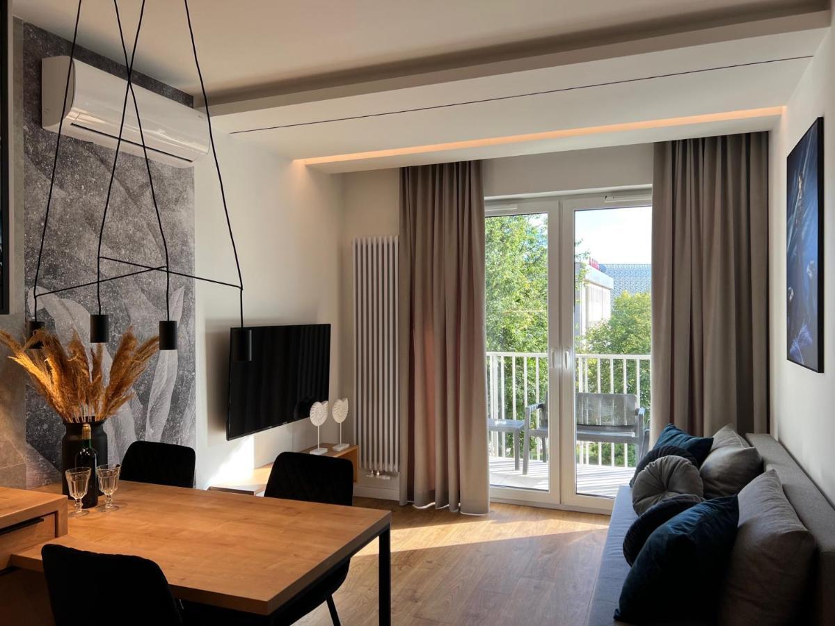 Family & Business Elegant Apartments Ul Lotnicza Centrum Galeria Korona - 1 Bedroom, Terrace, Air Conditioning, Garage - New! كيلتشي المظهر الخارجي الصورة