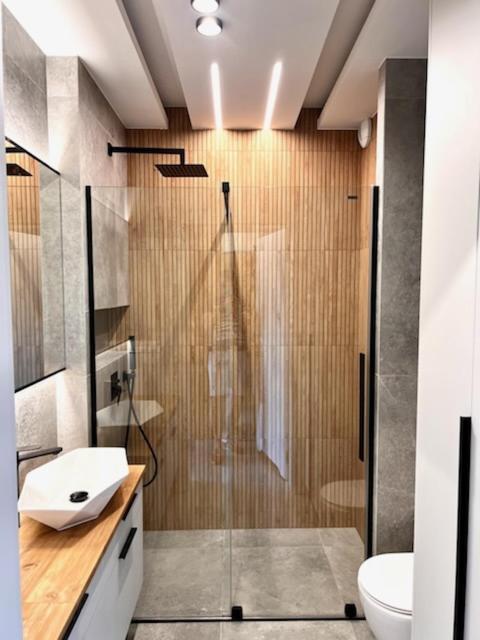 Family & Business Elegant Apartments Ul Lotnicza Centrum Galeria Korona - 1 Bedroom, Terrace, Air Conditioning, Garage - New! كيلتشي المظهر الخارجي الصورة
